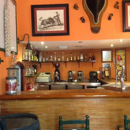 호스탈 시에르페스 * 세비야